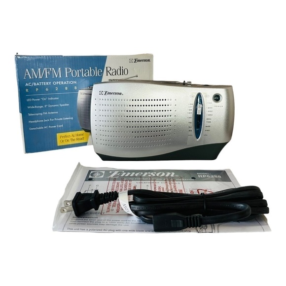 New Emerson RP6288 AM/FM Portable Radio AC Battery Operated Radio - Picture 3 of 4